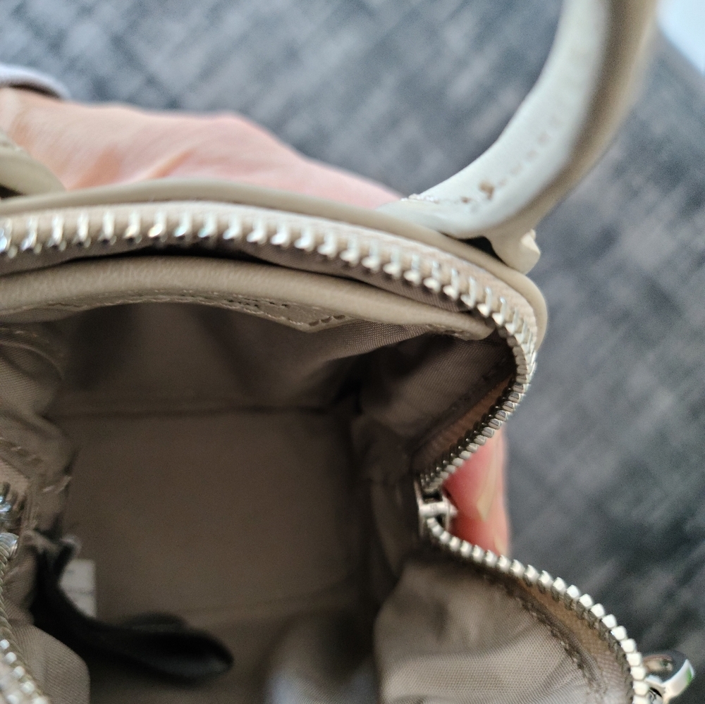 Matt & Nat Gessi Pico Vegan Crossbody Bag - Picture 8 of 10